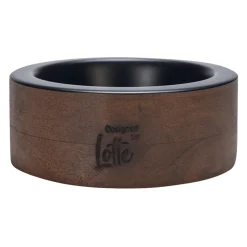 Designed by Lotte Ciotola in legno Milani